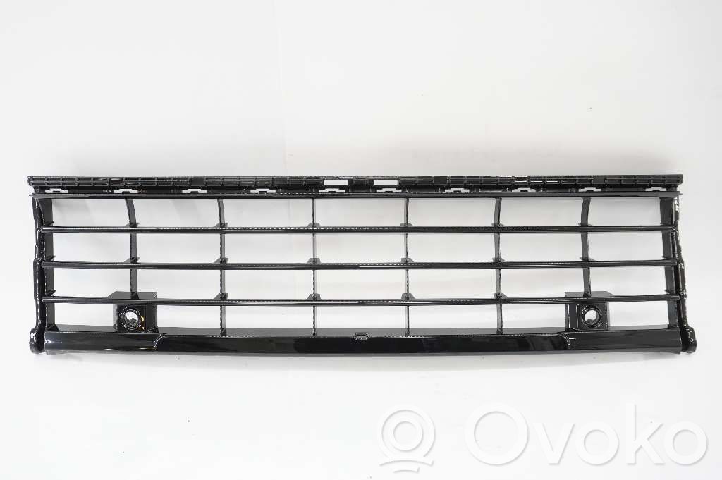 BMW 5 F10 F11 Kratka dolna zderzaka przedniego 