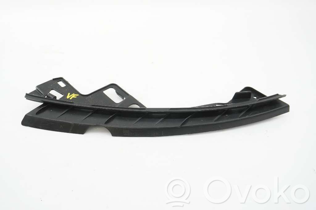 Volvo C30 Etupuskurin kannake 