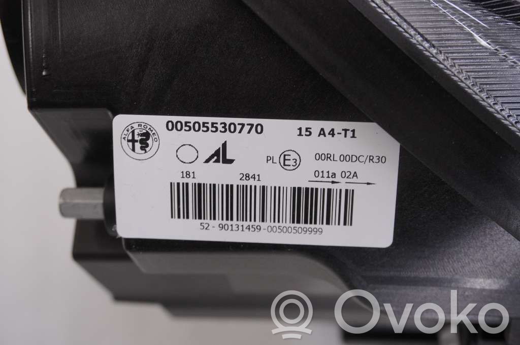 BMW 5 F10 F11 Lampa przednia 