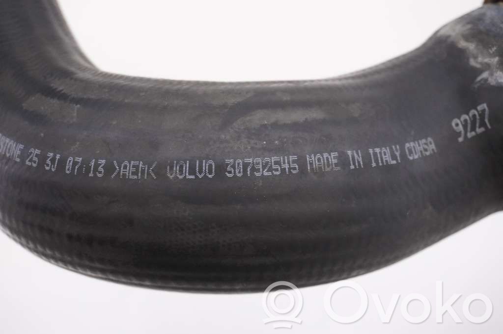 Volvo V70 Tubo flessibile intercooler