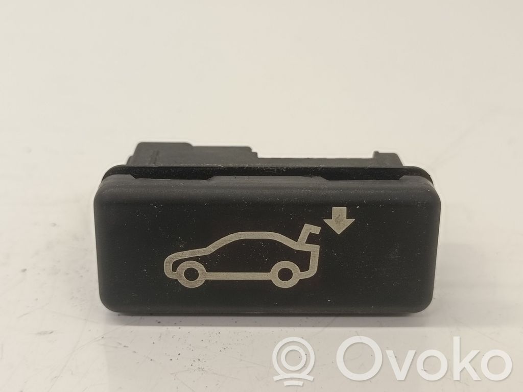 BMW 7 E65 E66 Tailgate/boot open switch button 