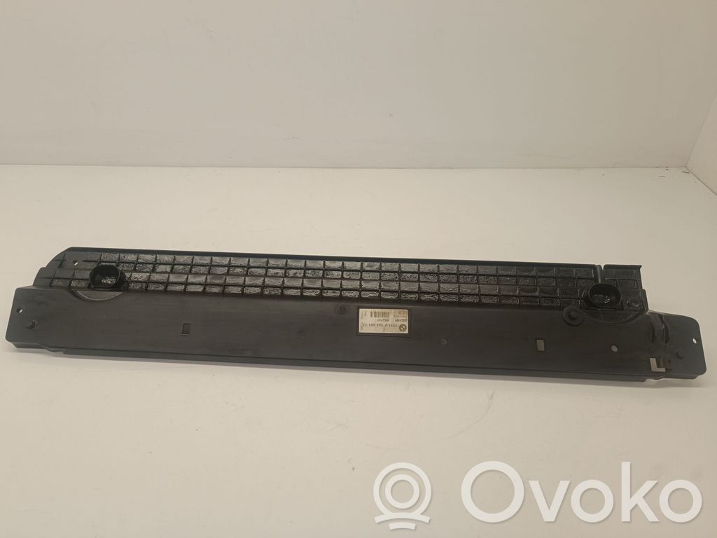BMW 7 E65 E66 Radiatoru dekoratīvā apdare 