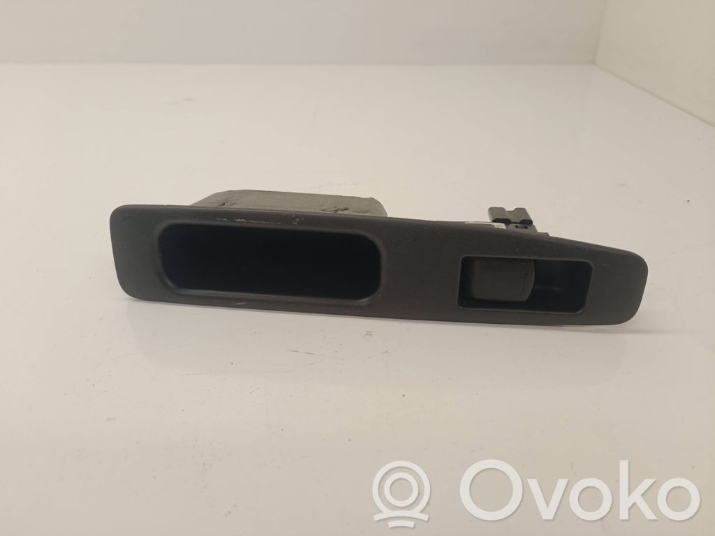 Nissan Qashqai Electric window control switch 