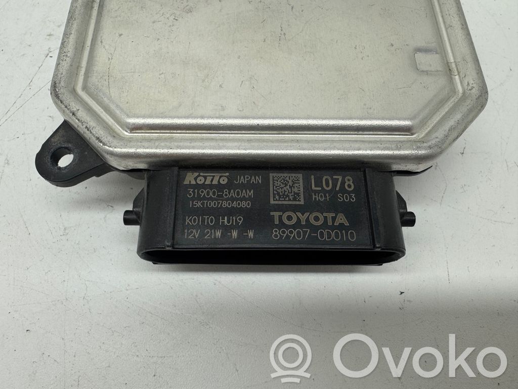 Toyota Yaris Cross Lastre de faros xenón 