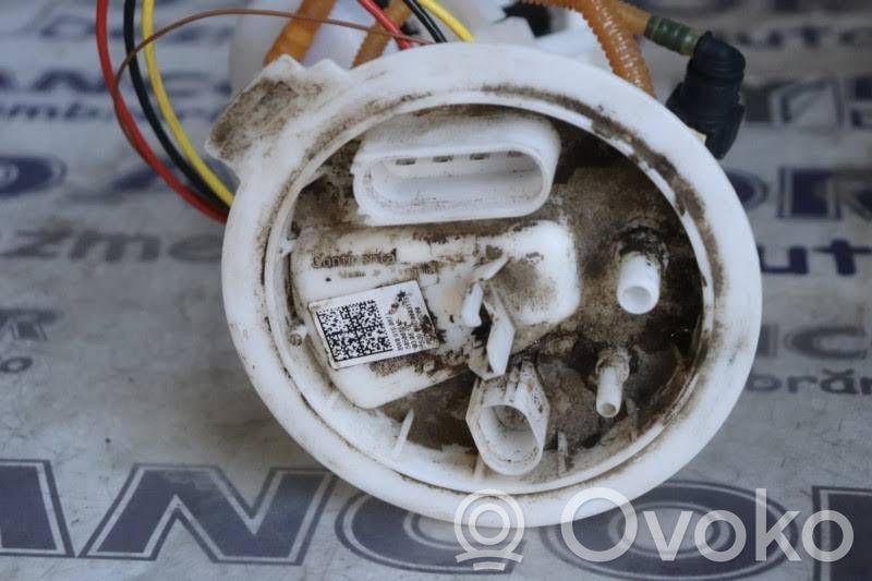 Bomba interna de combustible   8W0919087L