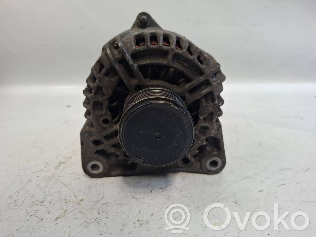 Renault Clio III Alternador 