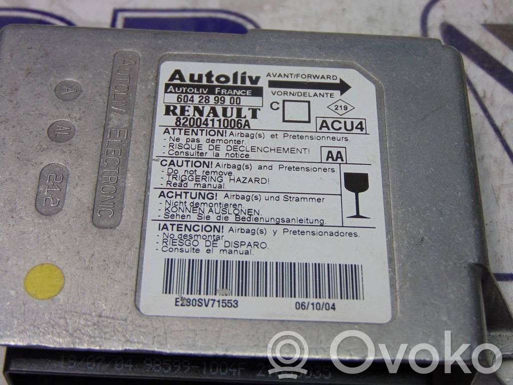 Renault Megane II Airbag control unit/module 