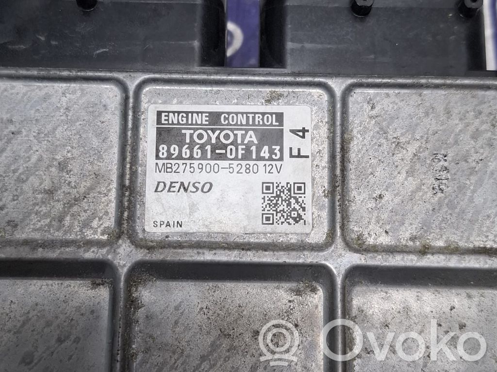 Toyota Corolla Verso AR10 Engine control unit/module 