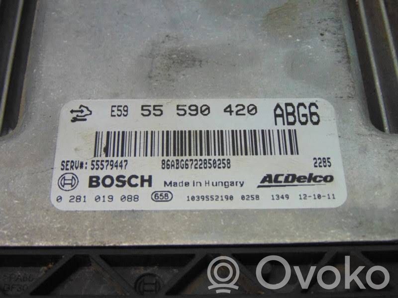 Opel Insignia A Engine control unit/module 