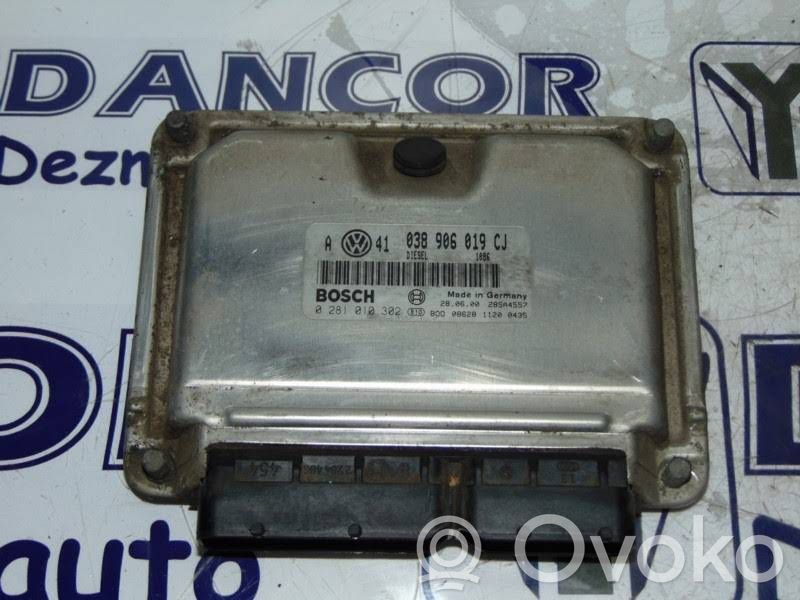 Volkswagen Golf IV Unidad de control/módulo del motor 