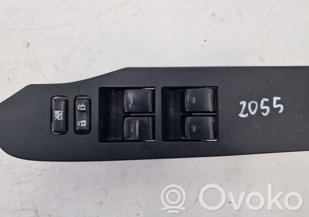 Toyota Auris E180 Przyciski szyb 