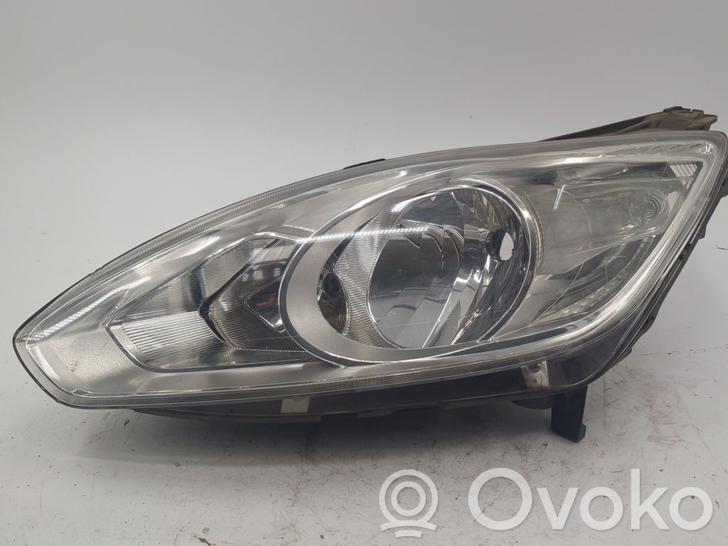Ford Focus C-MAX Phare frontale 