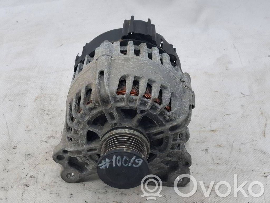 Audi A4 S4 B9 Ģenerators 