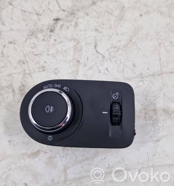 Opel Astra K Interruptor de luz 