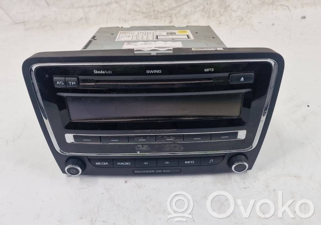 Skoda Superb B6 (3T) Panel / Radioodtwarzacz CD/DVD/GPS 