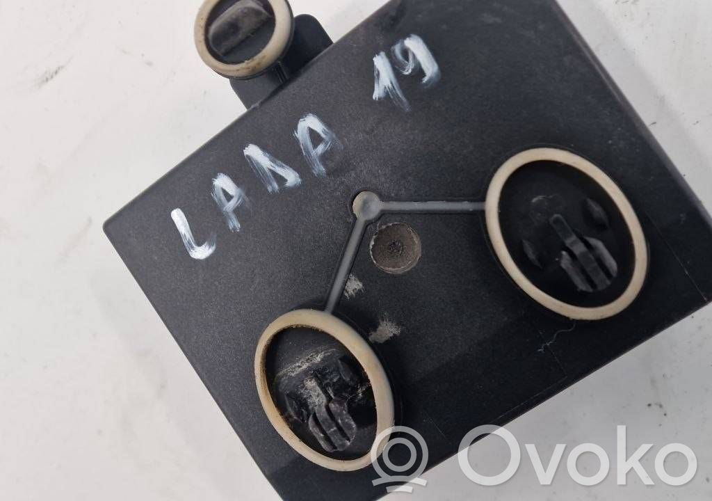 Skoda Octavia Mk3 (5E) Door control unit/module 