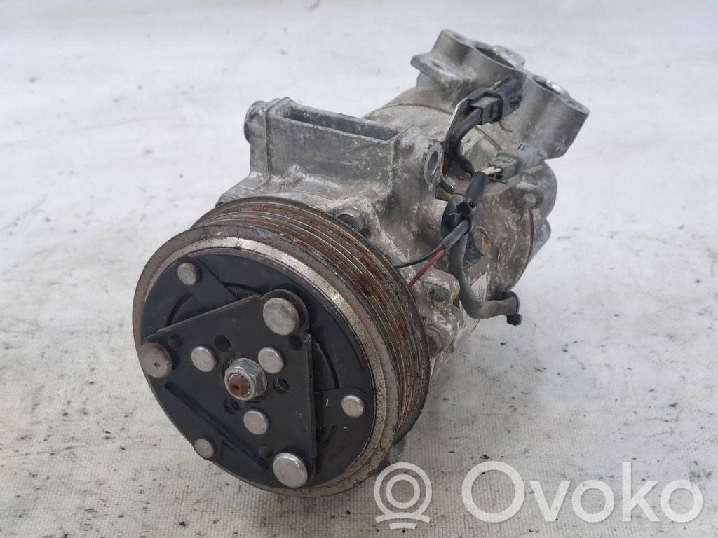 Renault Clio V Air conditioning (A/C) compressor (pump) 