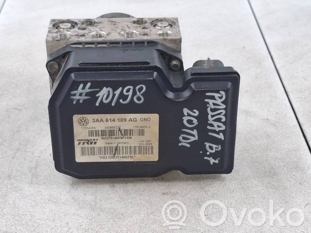 Volkswagen PASSAT B7 ABS Pump 