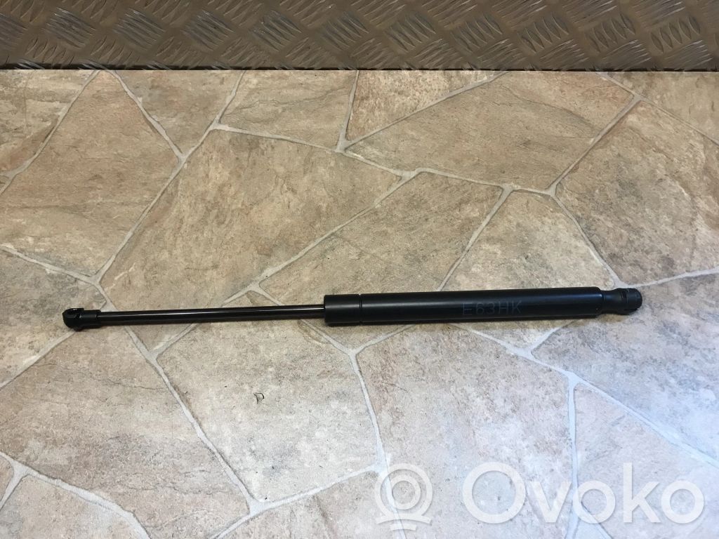 BMW 6 E63 E64 Tailgate/trunk strut/damper 