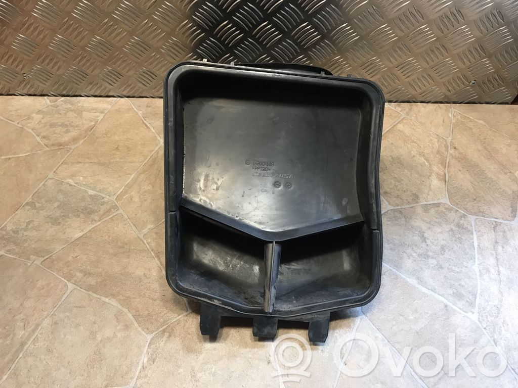 Mercedes-Benz ML W164 Oro paėmimo kanalo detalė (-ės) 