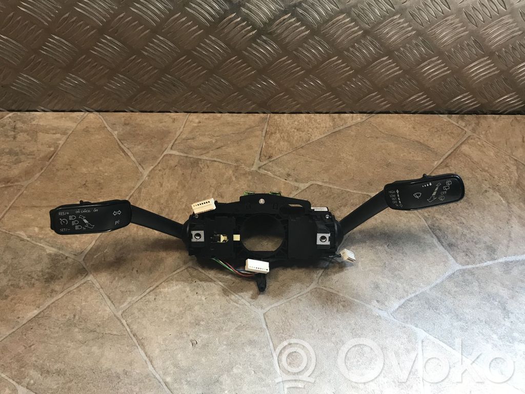 Volkswagen Golf VII Muelle espiral del airbag (Anillo SRS) 