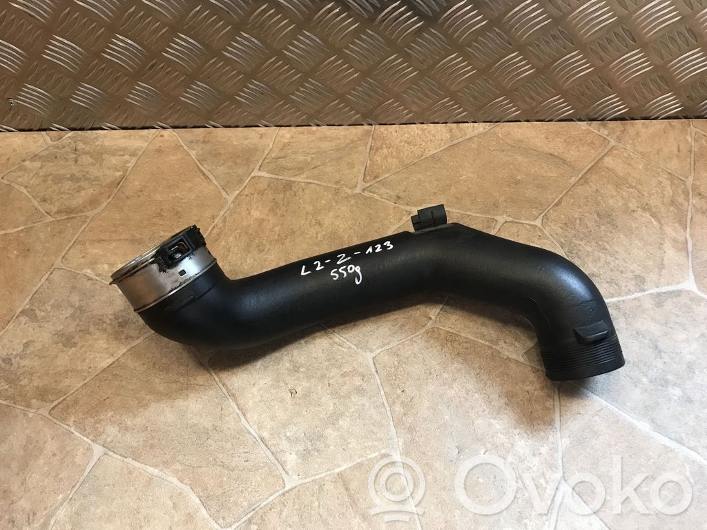 BMW 5 F10 F11 Wąż / Rura intercoolera 
