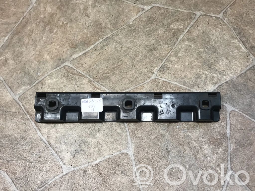 BMW 6 E63 E64 Spārna stiprinājums 