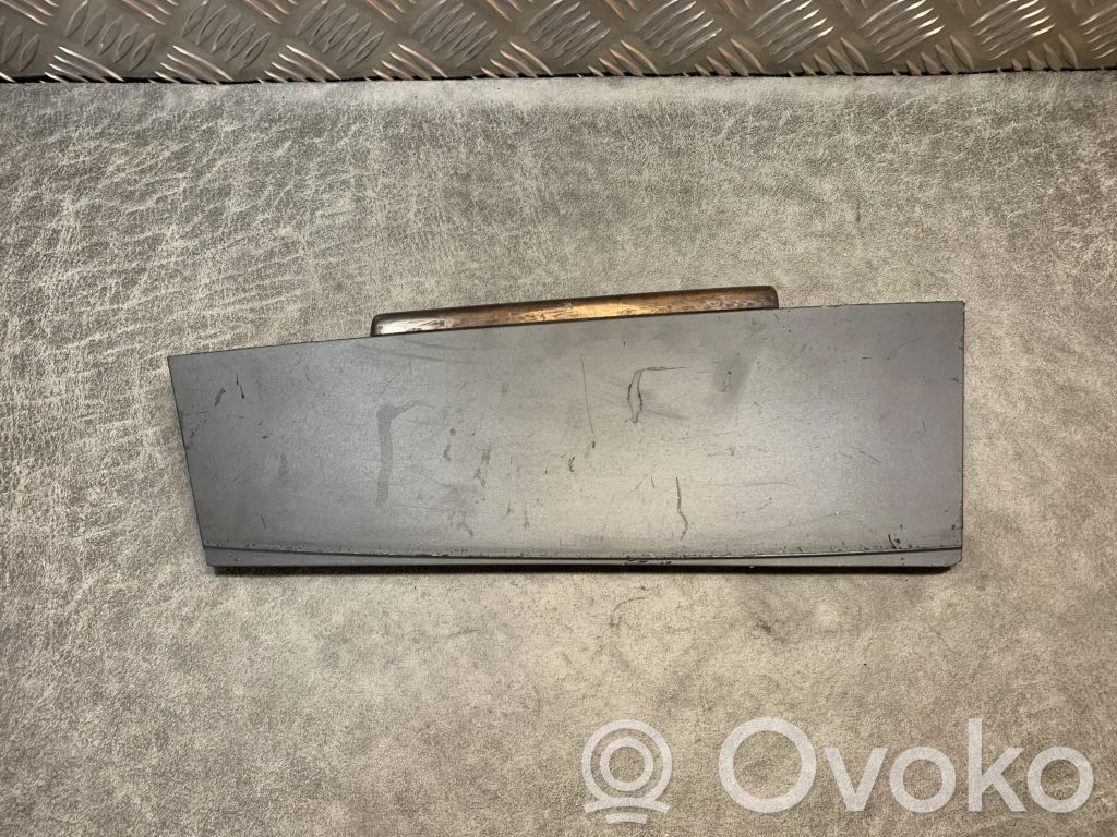 BMW 7 E65 E66 Otros repuestos del interior 