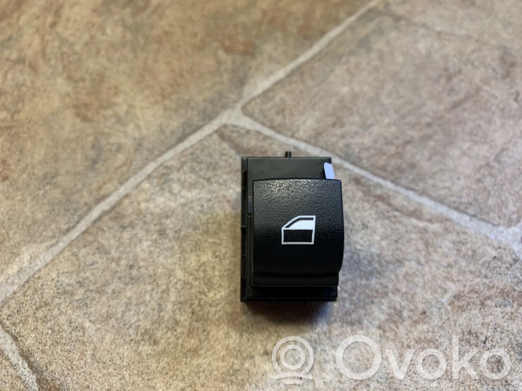Mercedes-Benz E W213 Electric window control switch 