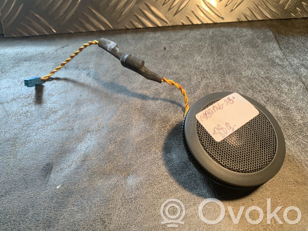 BMW 6 E63 E64 Altavoz de la puerta delantera 