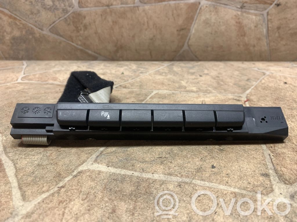 BMW 1 E81 E87 Parking (PDC) sensor switch 