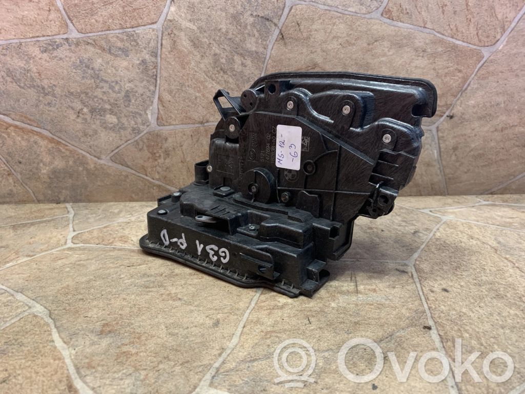 BMW 5 G30 G31 G38 Zamek drzwi przednich 