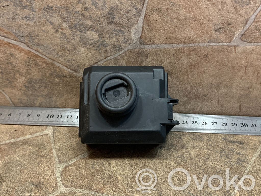 Mercedes-Benz E C207 W207 Ignition lock 