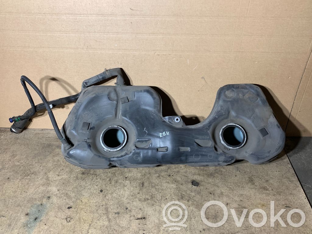 BMW X1 E84 Fuel tank 