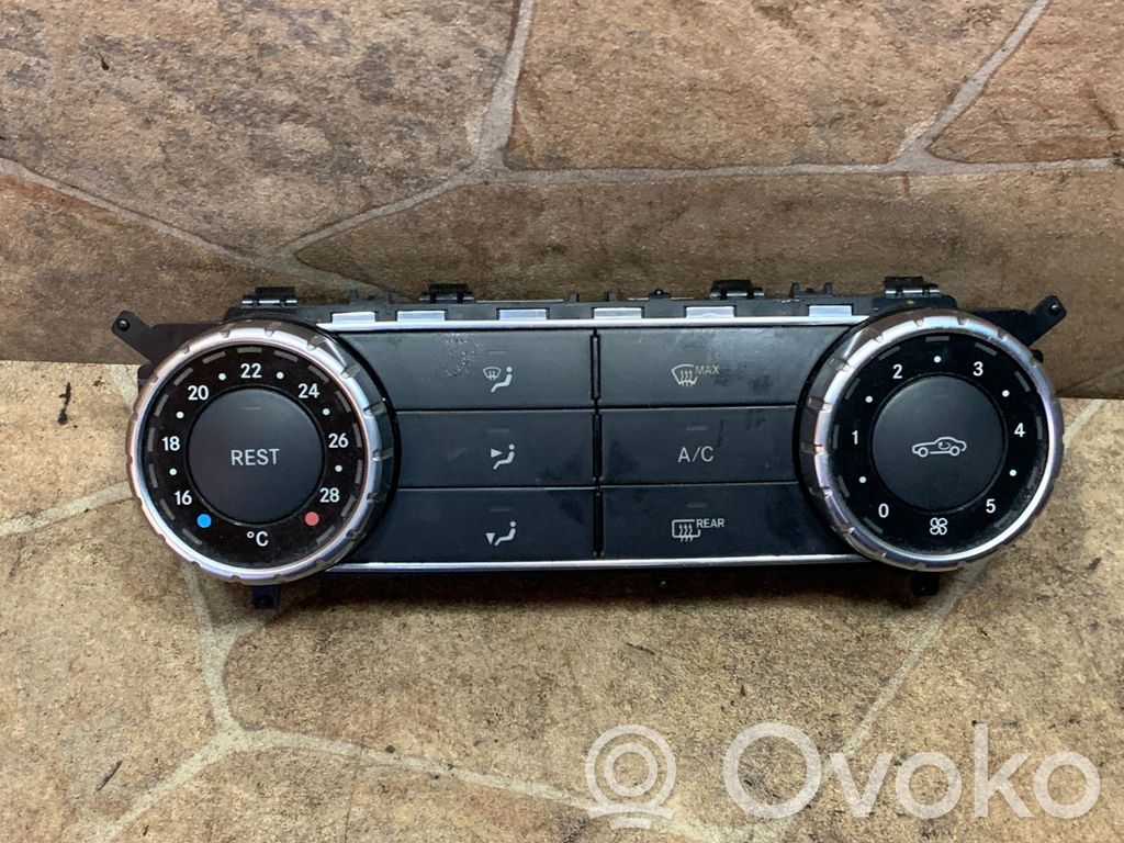 Mercedes-Benz SLK R172 Przełącznik / Włącznik nawiewu dmuchawy 