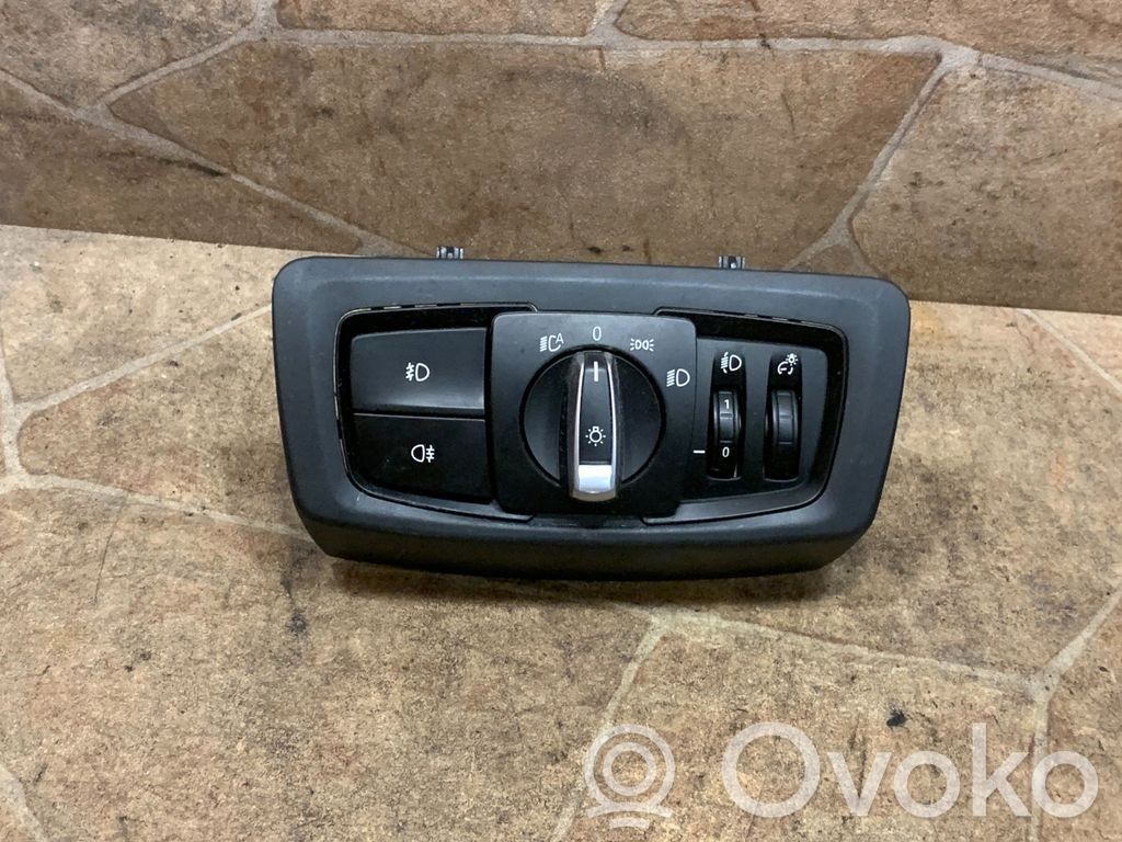 BMW 2 F46 Interruptor de luz 