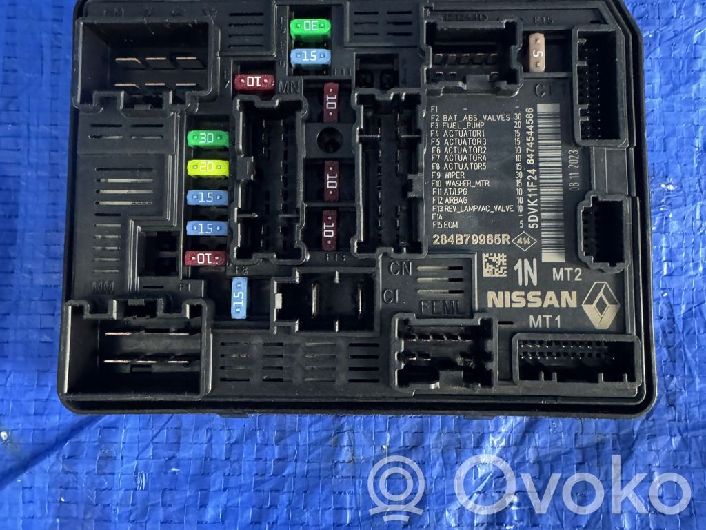 Fuse module   284B79985R