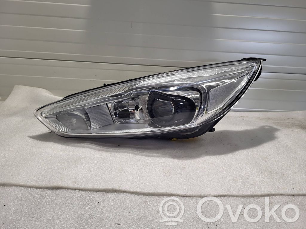 Ford Focus Scheinwerfer 