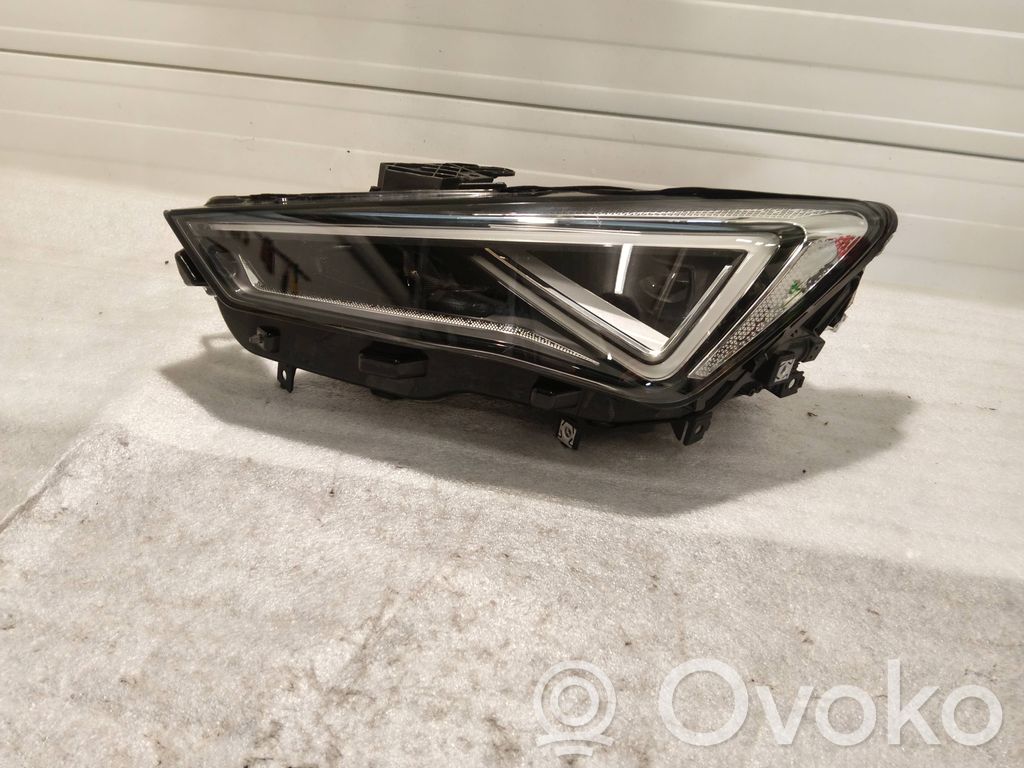 Cupra Formentor Headlight/headlamp 