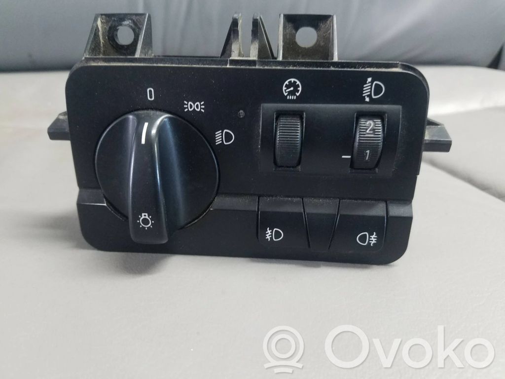 Light switch   6901429,086480051,0213124