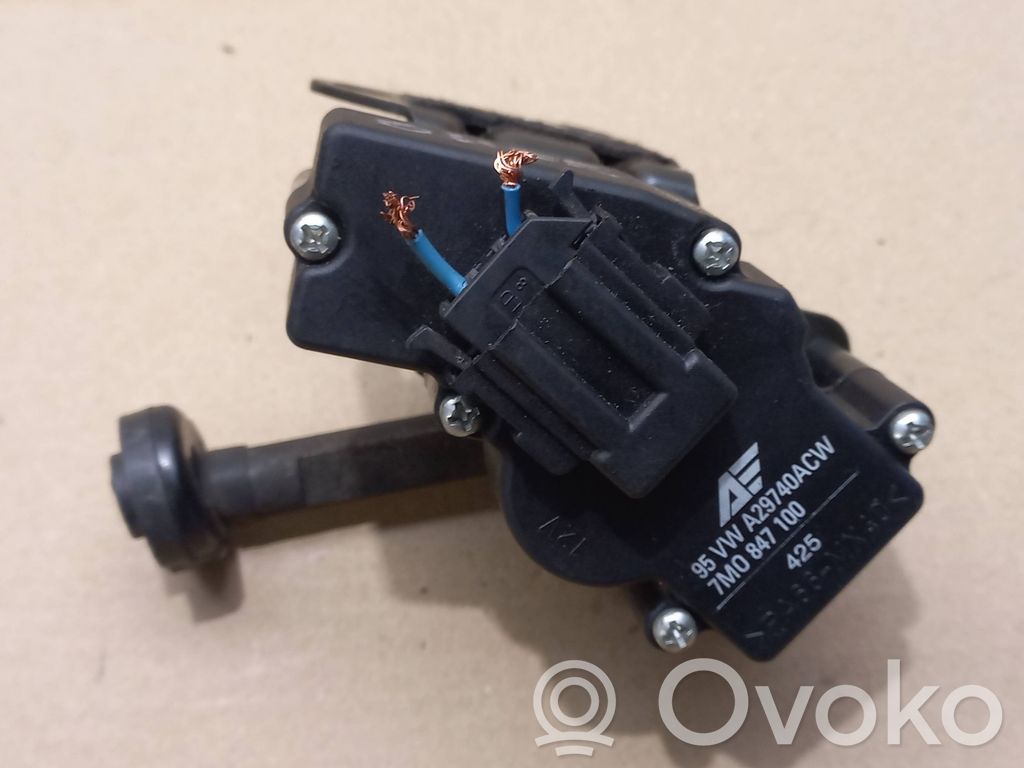 Volkswagen Sharan Vent window/glass motor 