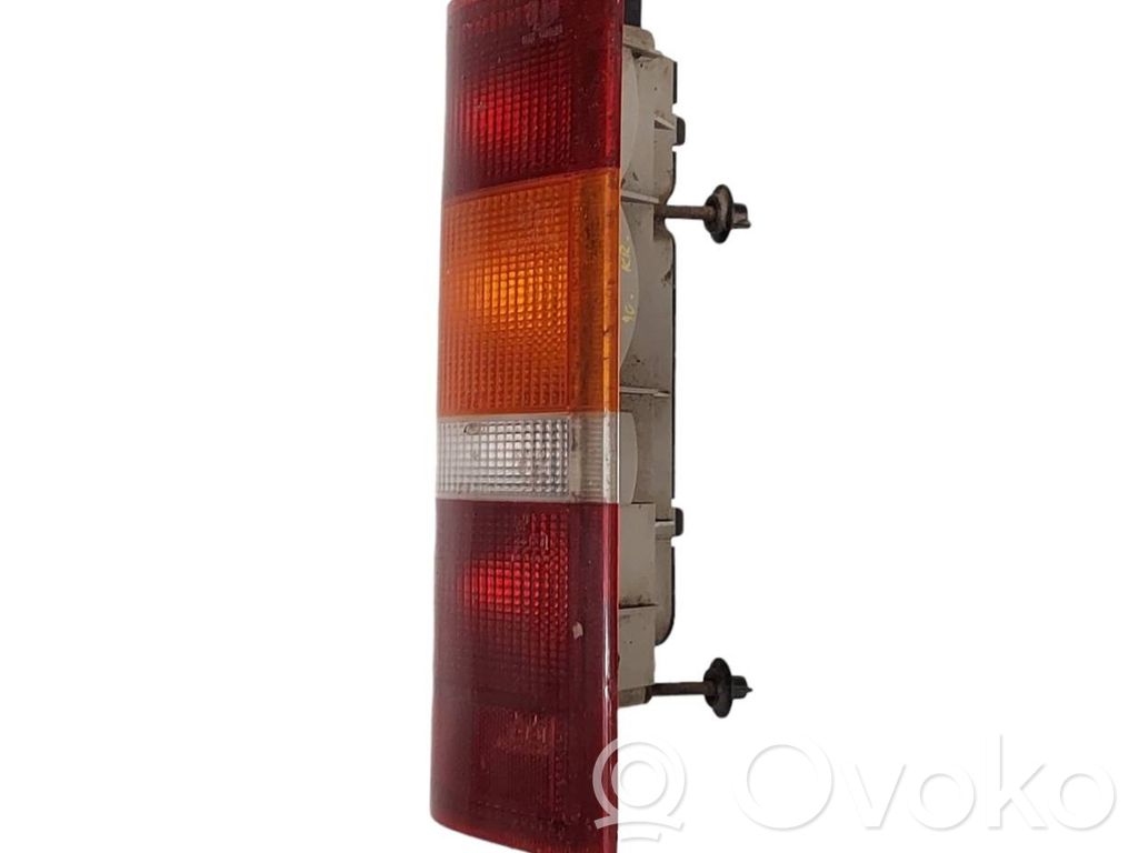 Headlight/headlamp   90VB13405AB