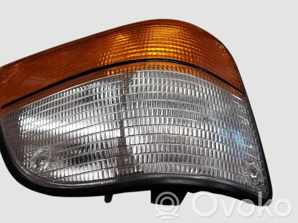 Saab 900 Front indicator light 