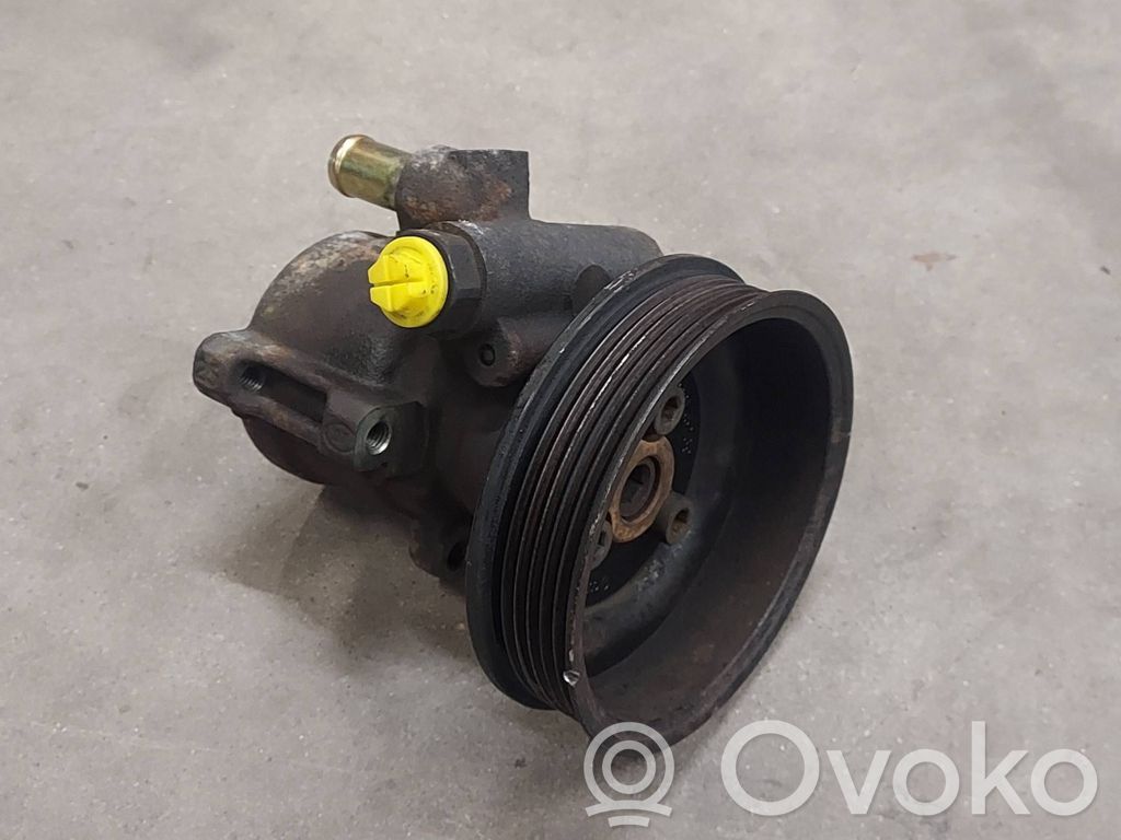 Volkswagen Polo III 6N 6N2 6NF Power steering pump 