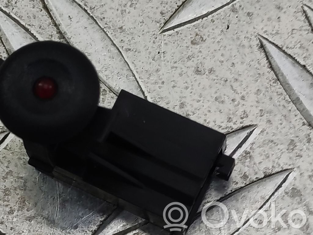 Volkswagen PASSAT B8 Alarma sensor/detector de movimiento 