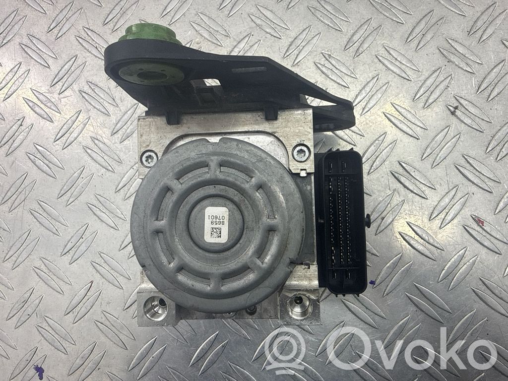 Volkswagen PASSAT B8 Bomba de ABS 