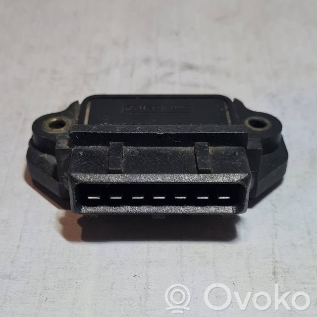 Volkswagen Golf III Sytytyksen vahvistimen ohjainlaite 