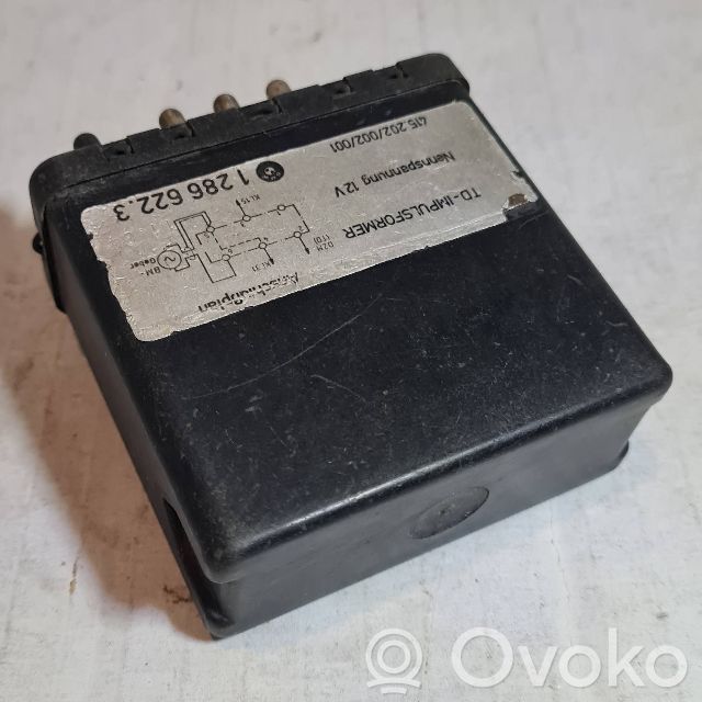 BMW 5 E34 Other relay 