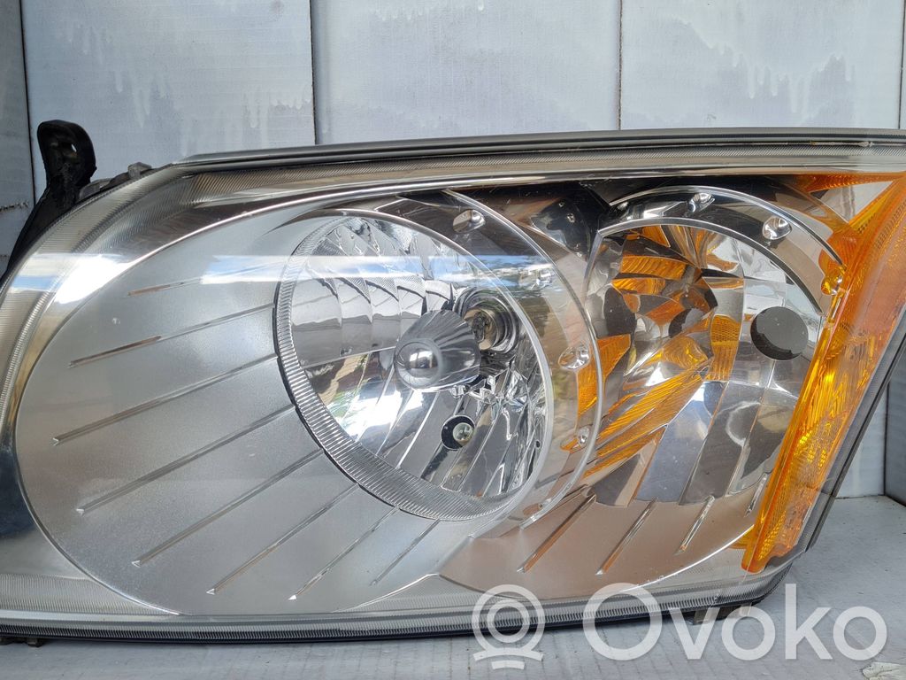 Dodge Caliber Phare frontale 