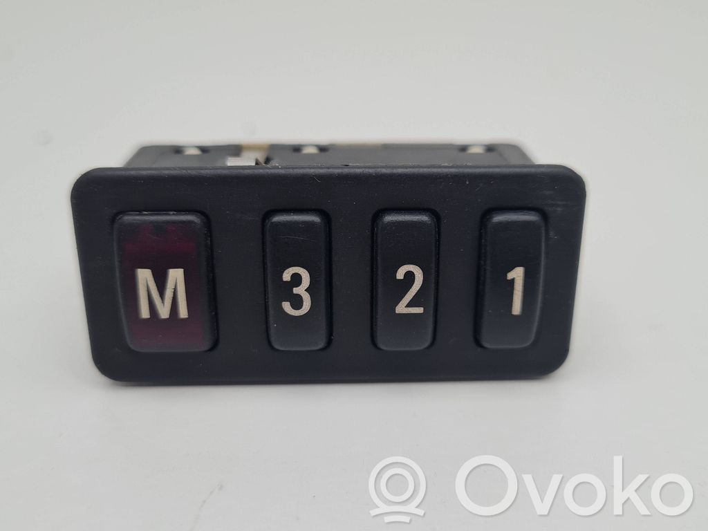 Seat control switch   8352160